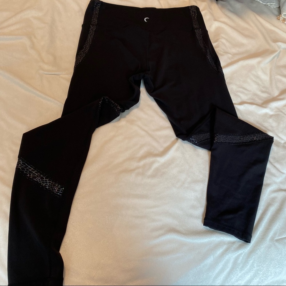 Zyia Active Full Length Active Wear Leggings Alligator Stripe Sheer Panel Sz 6/8